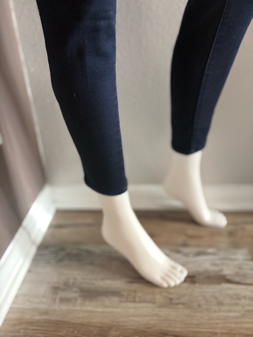 1822 Denim Dark Navy Cropped Slim Ankle Jeans - Picture 6 of 6